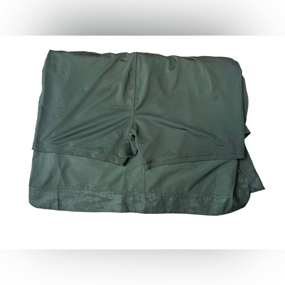 Orvis Size XL Green Camo Embossed Print Active Performance Skort Womens - Picture 12 of 15